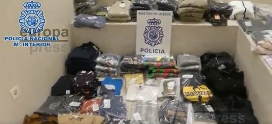 Dos hombres de Pamplona detenidos por robar paquetes de ropa