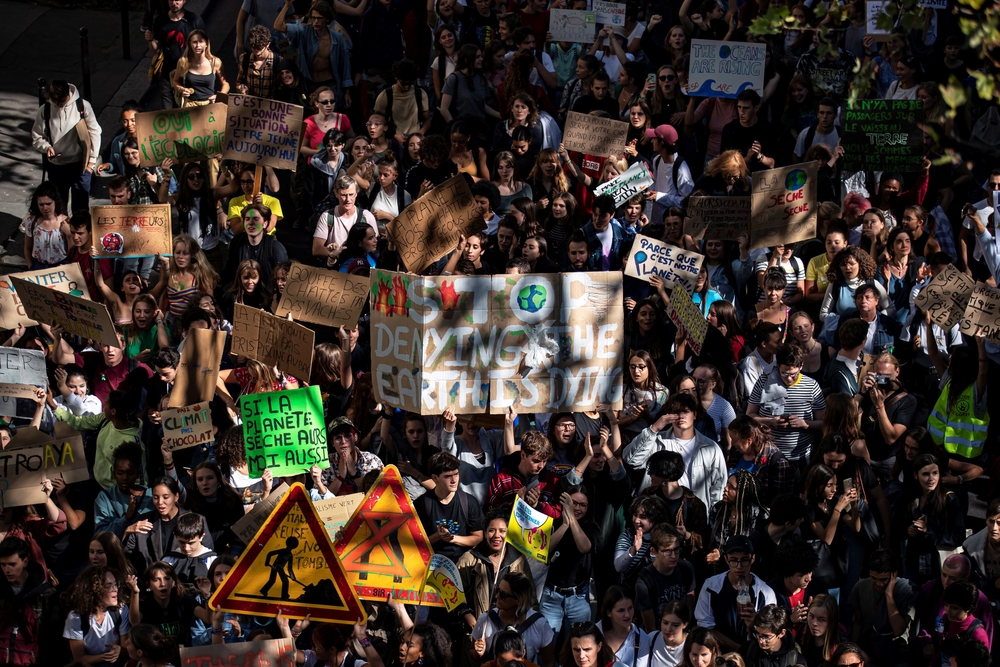 Global climate strike in Paris  / IAN LANGSDON