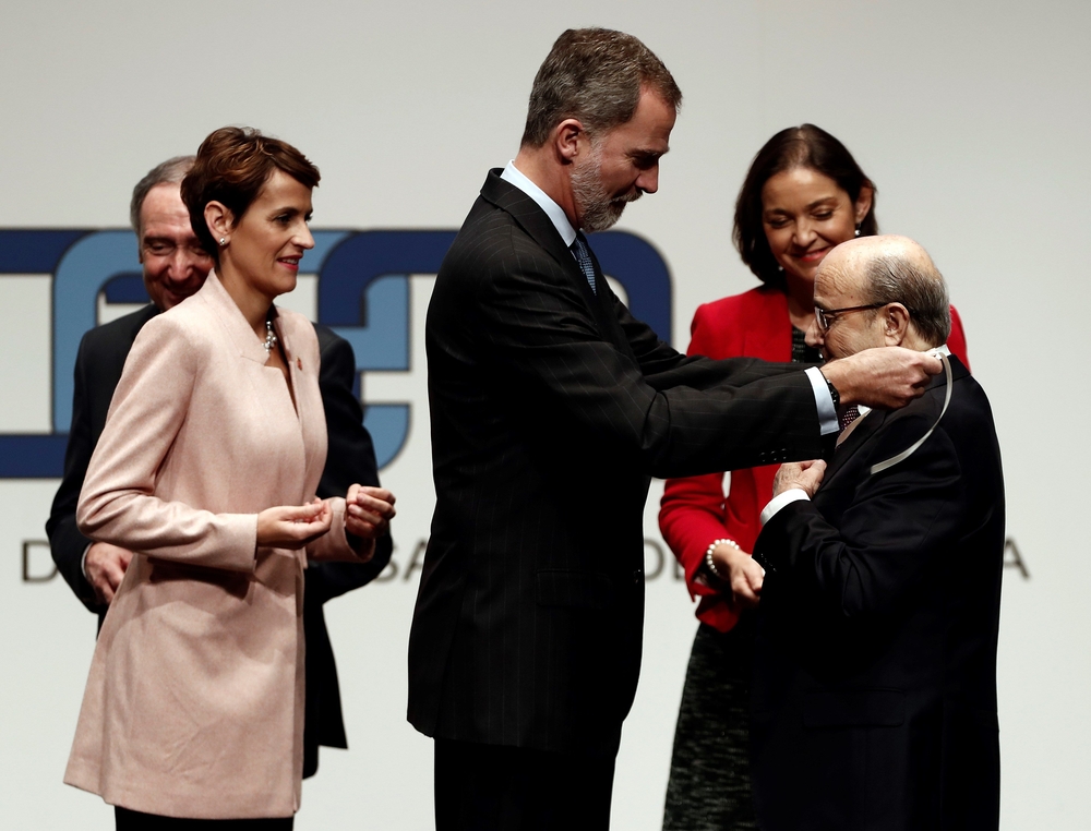 Felipe VI entrega Medalla de Oro