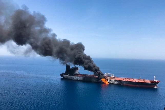 EEUU acusa a Irán de atacar a dos buques en el Golfo de Omán