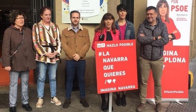 Esporrín muestra su apoyo al comercio local de Pamplona