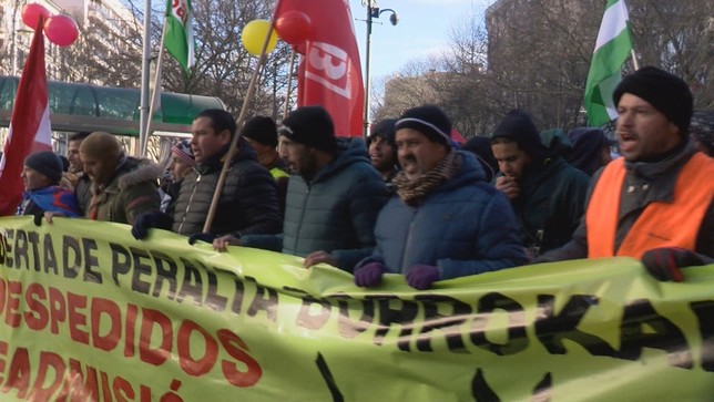 En solidaridad con los trabajadores de Huertas de Peralta