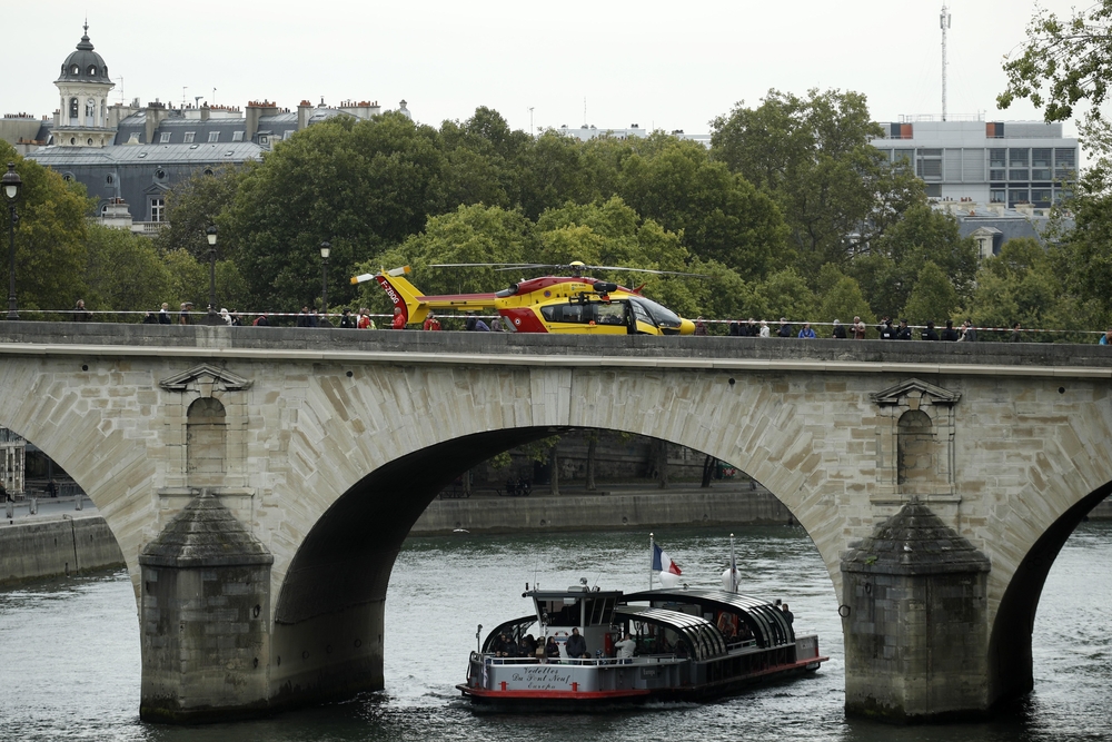 Five killed after knife attack in Paris  / YOAN VALAT