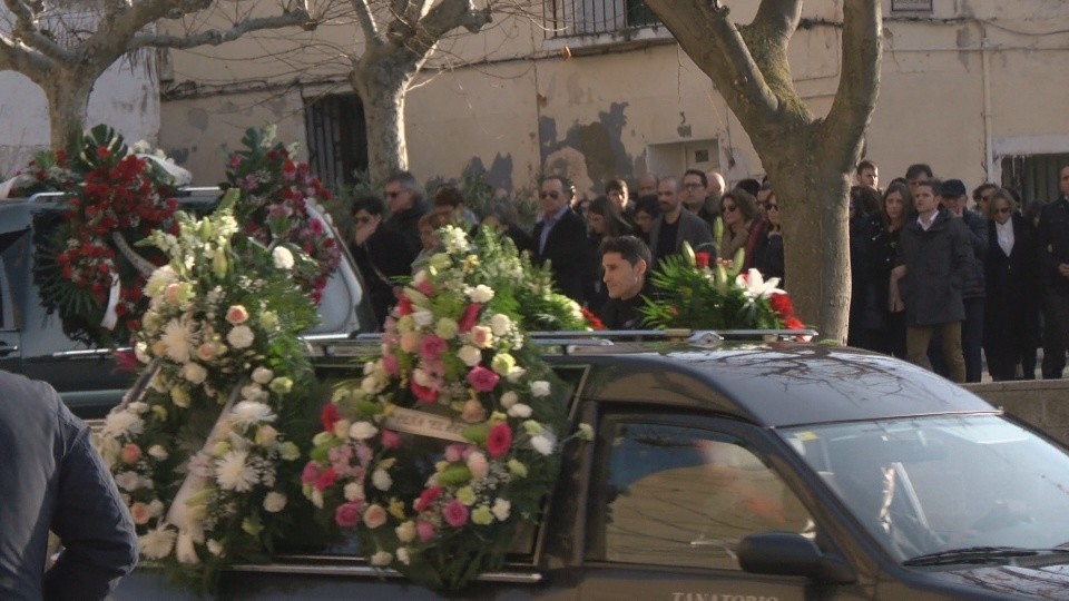 La presidenta Chivite, arropada en el funeral de su padre