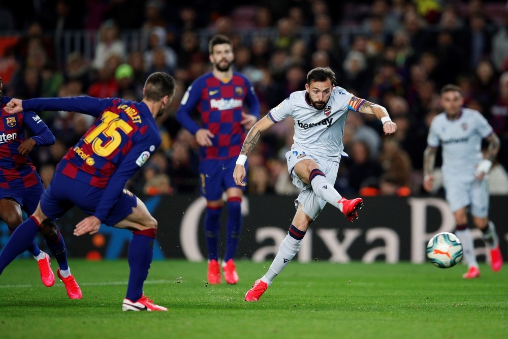 La conexión Messi-Fati impide la escapada del Madrid