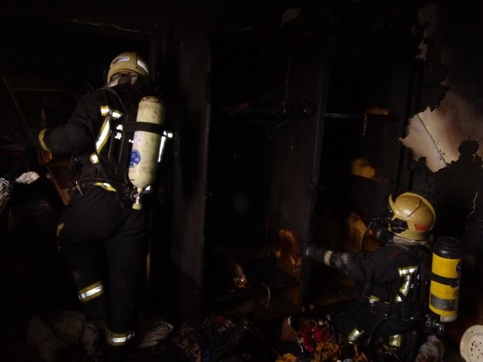 Evacuados al CHN en el incendio de una vivienda en Barañáin