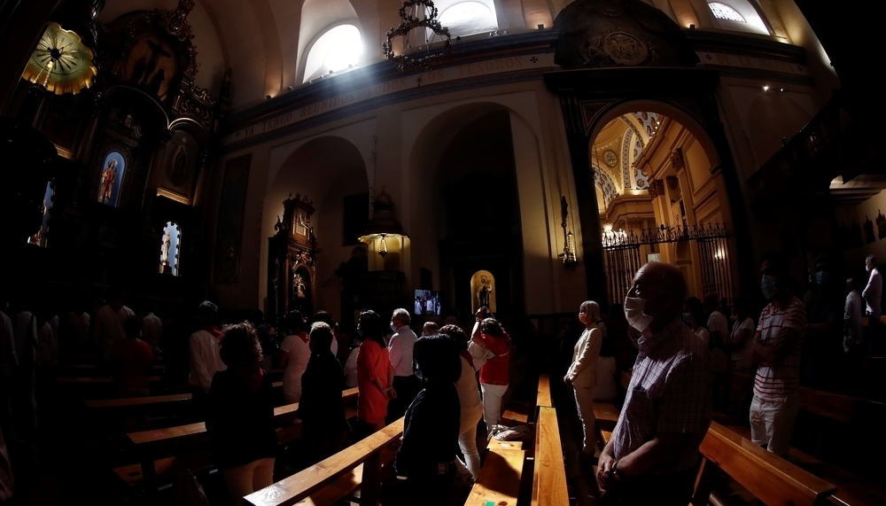 San Fermín acoge a 282 feligreses en su día más 'atípico'