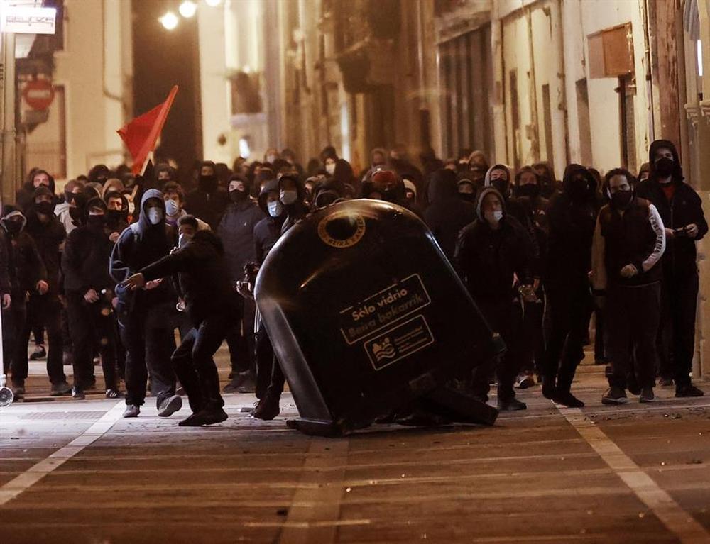 Los disturbios en Pamplona dejan dos personas detenidas