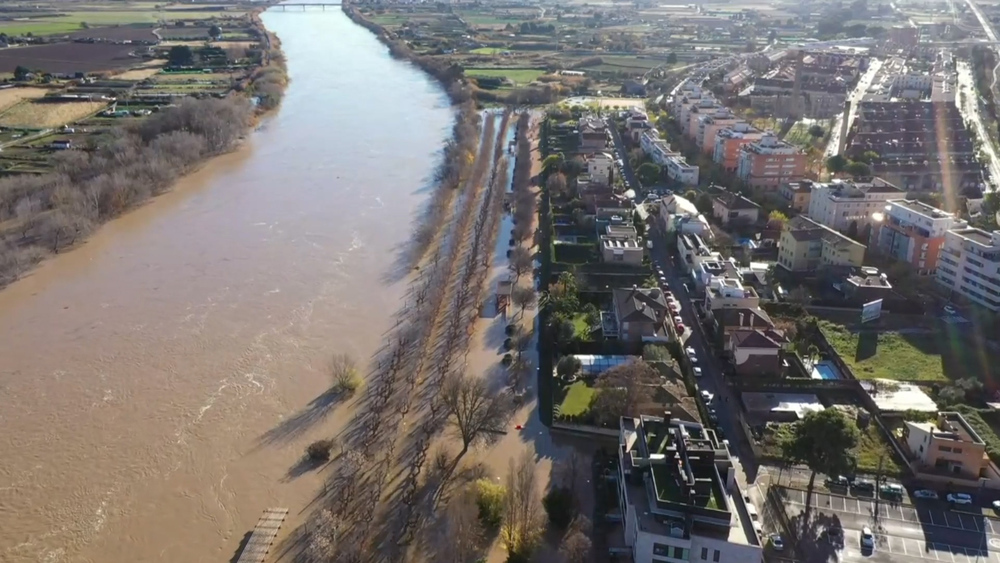 DIRECTO| Tudela amanece con una veintena de calles inundadas