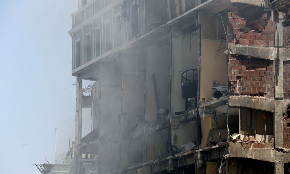Una fuerte explosión destroza un hotel en La Habana