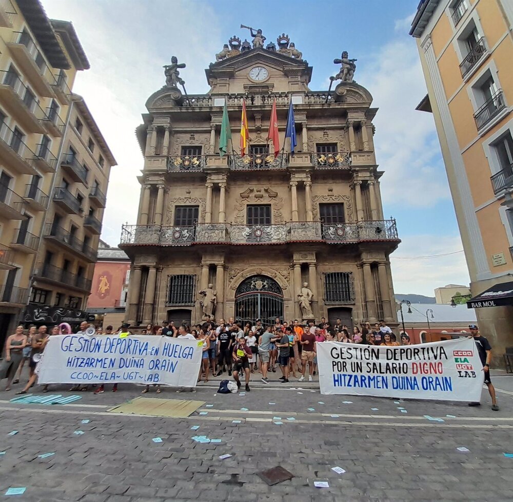 Trabajadores de instalaciones deportivas se concentraban el pasado mes de agosto en Pamplona