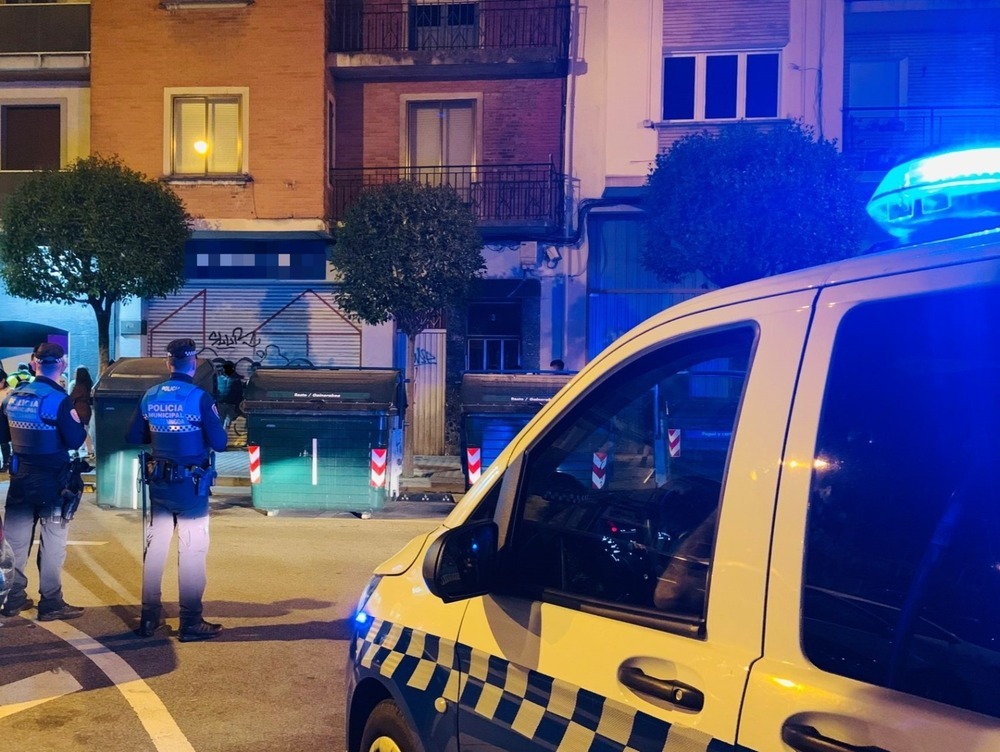 Desalojan una vivienda en Pamplona con 70 personas de fiesta