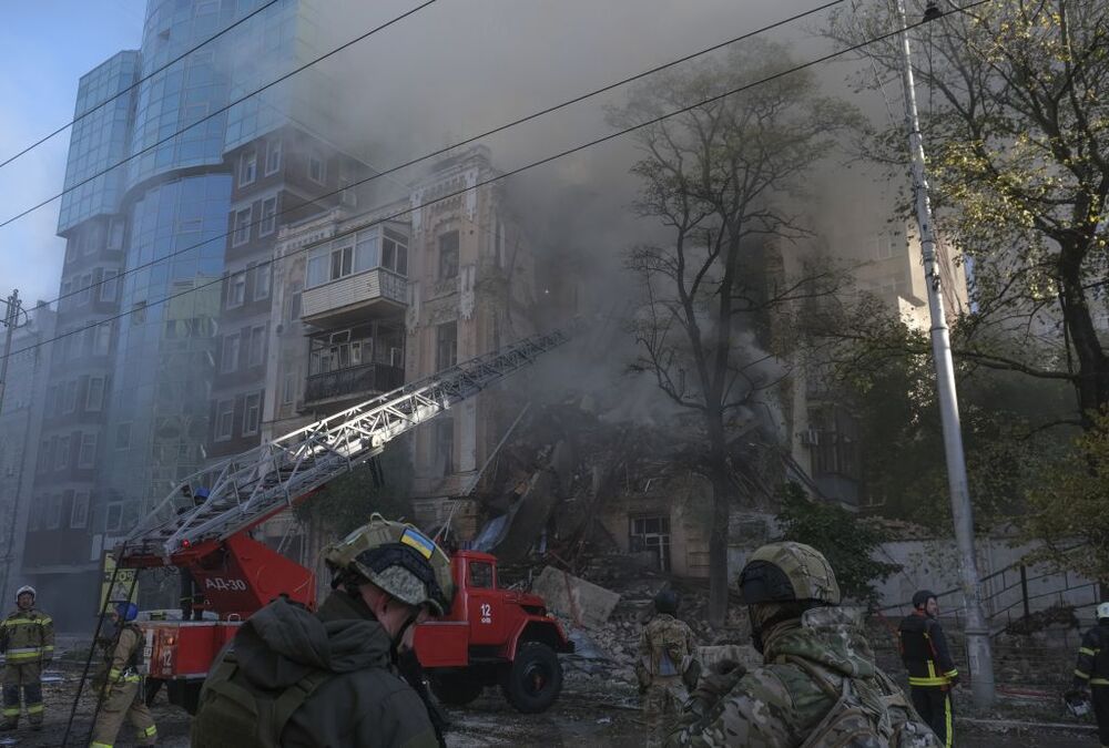 Several explosions hit the Ukrainian capital Kyiv  / SERGEY SHESTAK