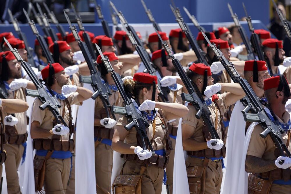 Los Reyes presiden el desfile de Día de las Fuerzas Armadas 2023   / ÁLEX CÁMARA