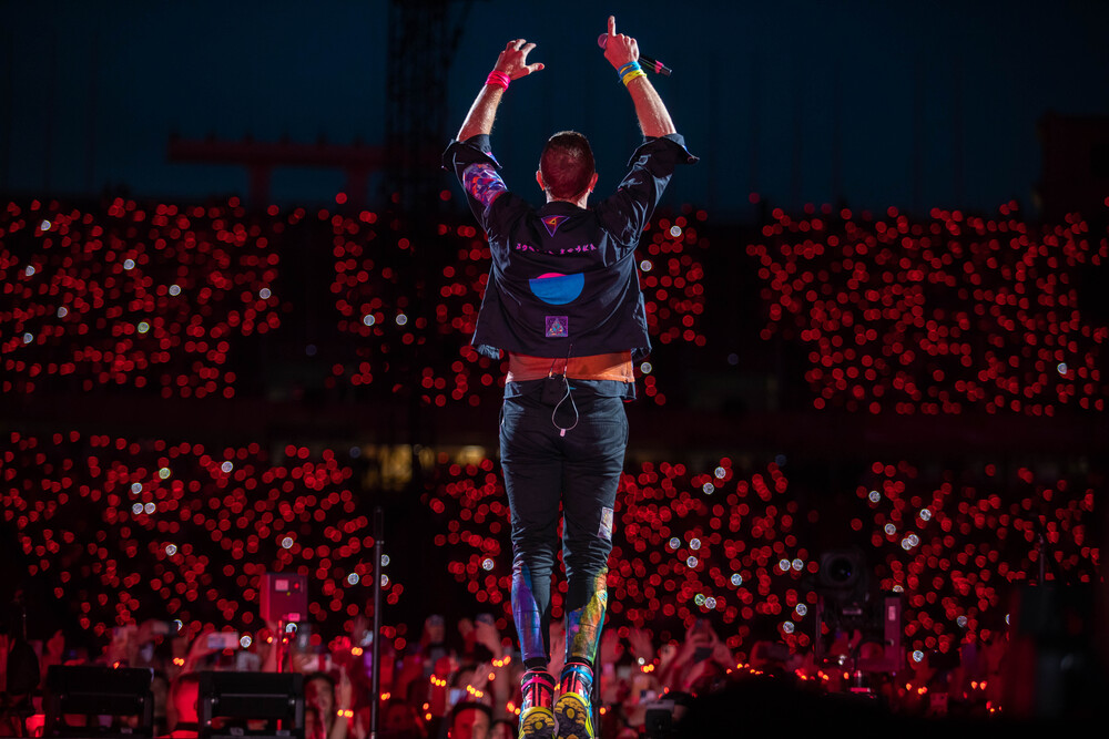 Coldplay comienza su gira de conciertos en Barcelona  / KIKE RINCÓN