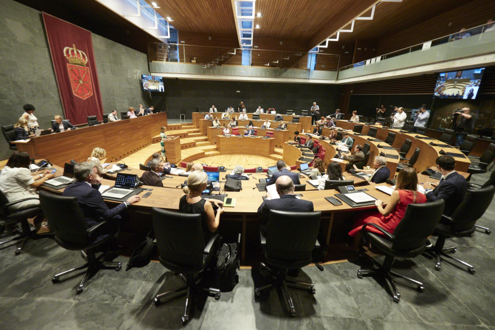 La Comisión Permanente aborda la constitución del Parlamento