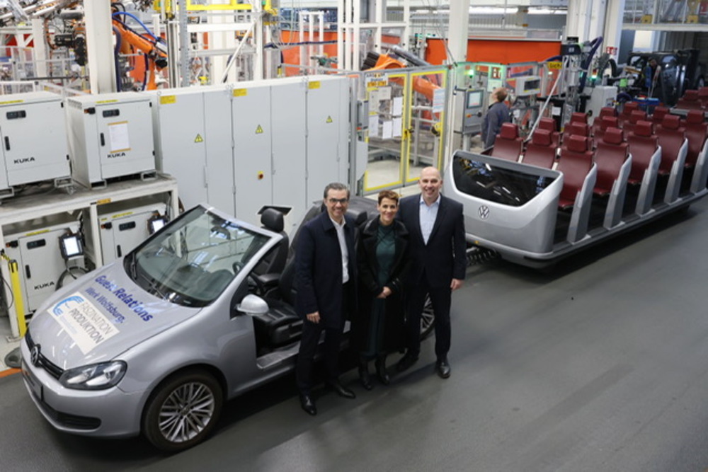 La presidenta Chivite en su visita en la central de Volkswagen en Wolfsburg (Alemania)