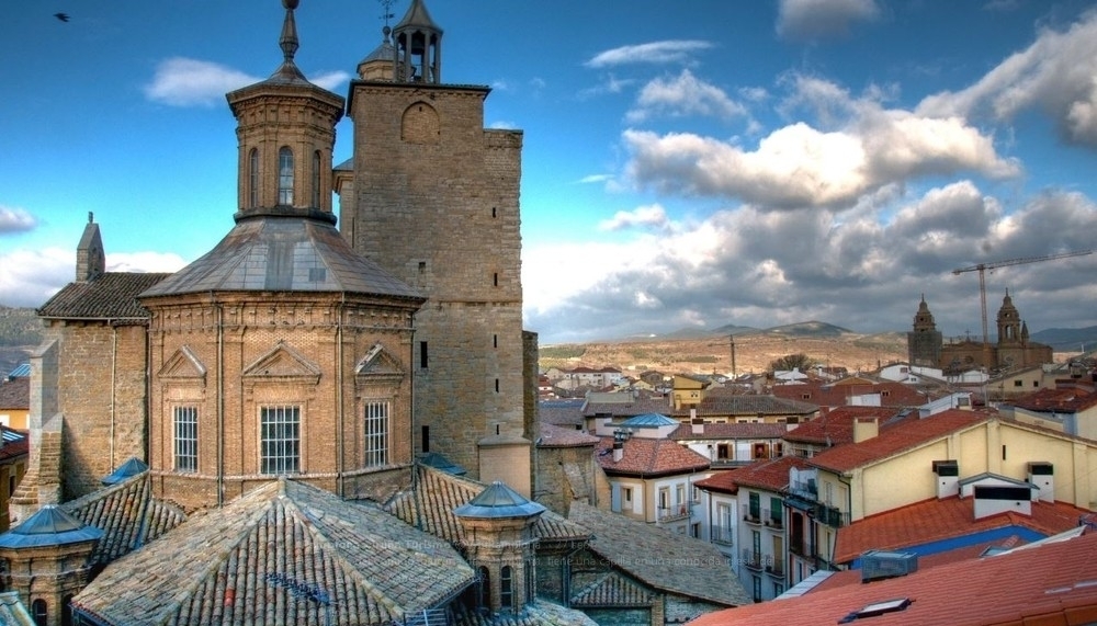 Pamplona atrae turismo veraniego, más allá de San Fermín