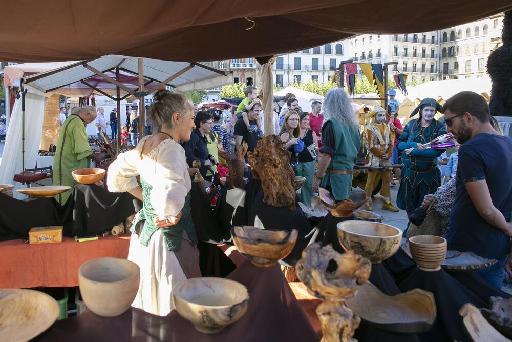 Imagen de archivo del mercado medieval en Pamplona