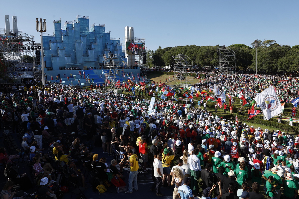 Pope Francis attends welcome ceremony at Meeting Hill during World Youth Day  / EFE