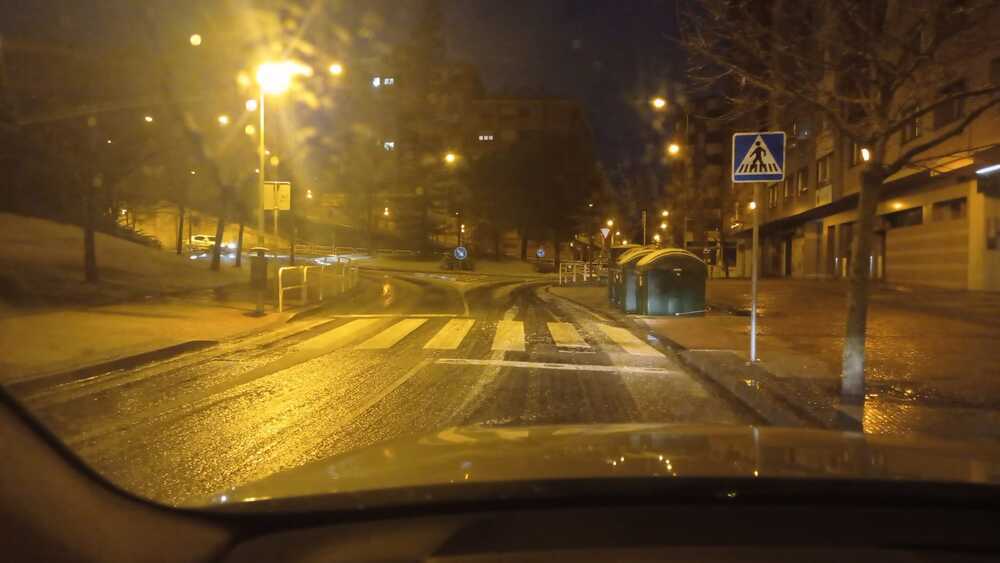 Imagen de una calle de Pamplona tomada esta mañana a las 07:00 h