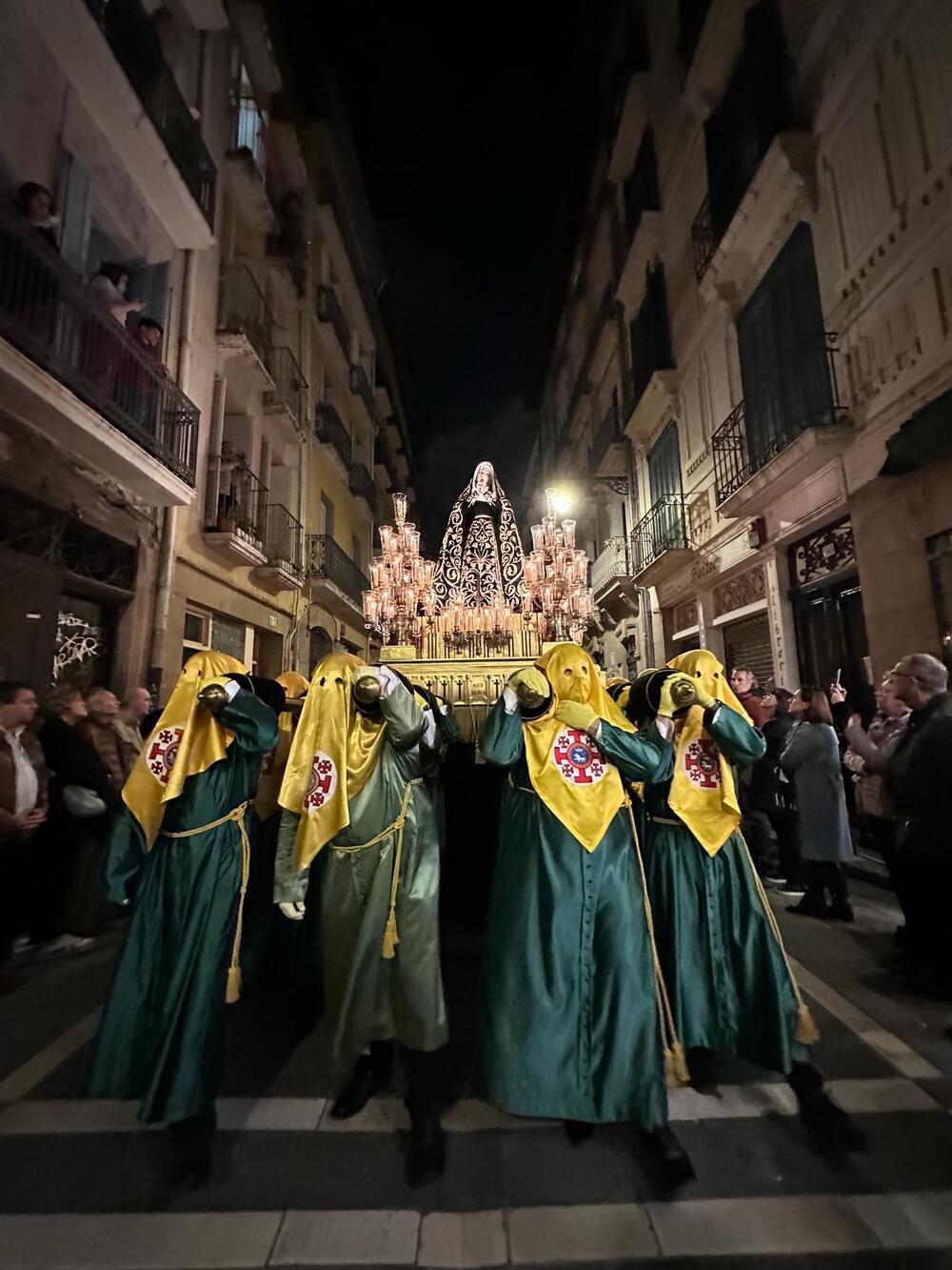 La Dolorosa procesiona a la Catedral