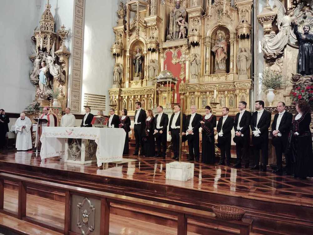 Pamplona celebra la Función de las Cinco Llagas