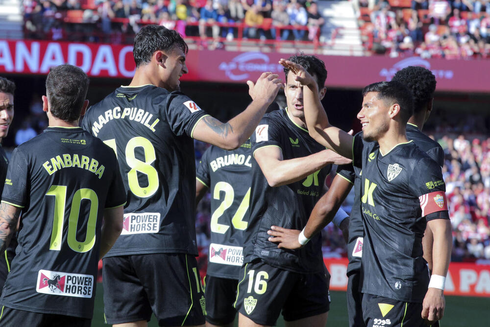 Granada y Almería firman un inservible empate