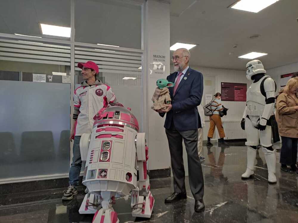 Las tropas imperiales de Star Wars visitan el HUN