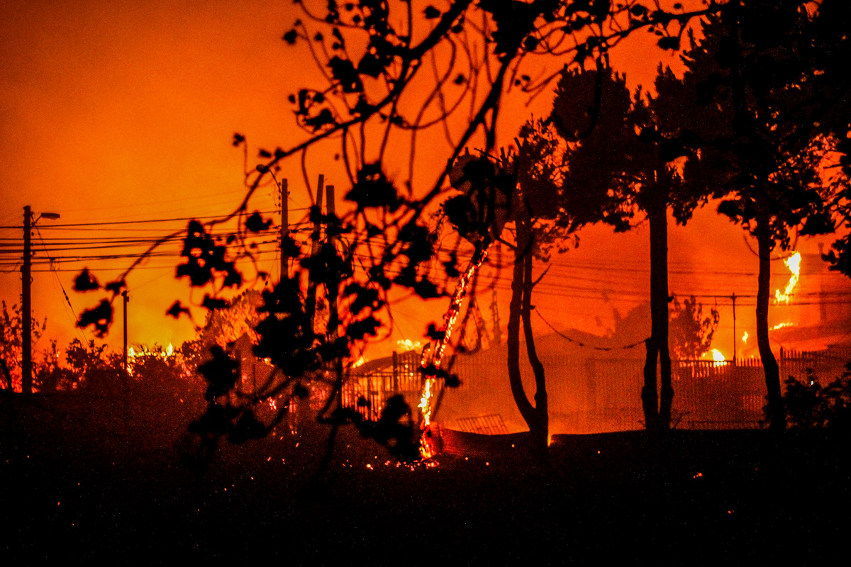 Chile.- Ascienden a 51 los muertos por los incendios en Chile  / EUROPA PRESS/CONTACTO/CRISTOBAL