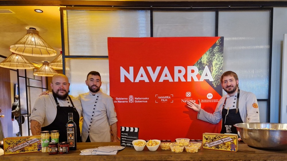 Navarra tuvo presencia con la instalación de un stand de productos Navarros, atendido por Iñaki Andradas y Luken Vigo, responsables del Restaurante Baserriberri