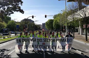 Manifestación en Pamplona defensa del sector primario de Navarra convocada por Semilla y Belarra y el Movimiento 6F el pasado 13 de abril. 