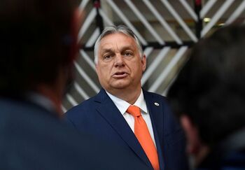 Bruselas eleva el tono contra Hungría