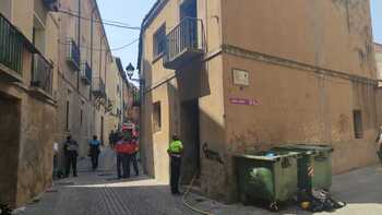 Un herido y 3 bomberos atendidos por un incendio en Tudela