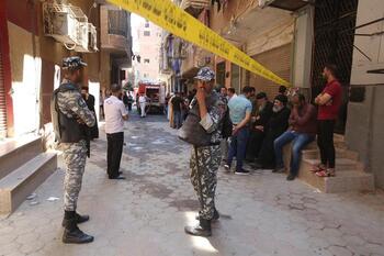 Al menos 41 muertos al incendiarse una iglesia copta en Egipto