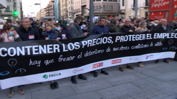 Sindicatos y asociaciones protestan por el coste de la vida