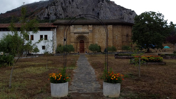 Campus rural, de prácticas en un monasterio