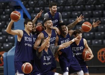 La Selección Española de baloncesto ya entrena en Pamplona