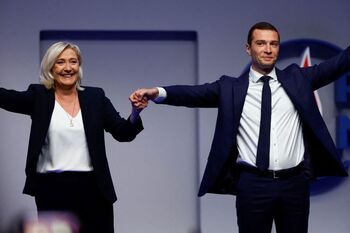 Le Pen pasa el mando de Agrupación Nacional a Bardella