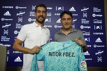 Aitor Fernández: “Desde fuera se ve que Osasuna es una piña”