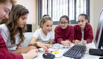 Navarra aboga por fomentar las vocaciones STEM en las niñas