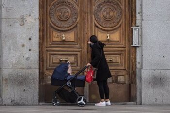Navarra autoriza ayudas para familias con menores de 3 años