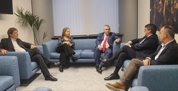 Santos Cerdán se reúne en Bruselas con Puigdemont