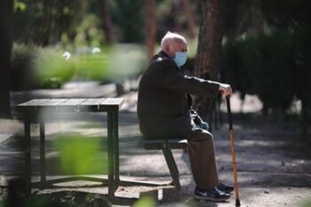 La UPNA busca prevenir la soledad de las personas mayores