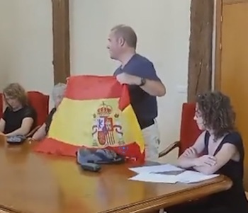 UPN pide colocar la bandera de España en Etxarri Aranatz