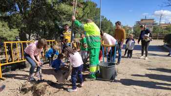 Tudela celebra el Día del Árbol con una jornada festiva
