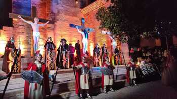 'La Pasión Viviente' emociona en la Semana Santa de Tudela