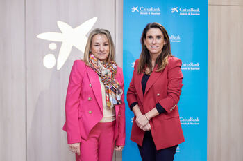 Ana Beriain recibe el ‘Premio CaixaBank Hotels&Tourism’