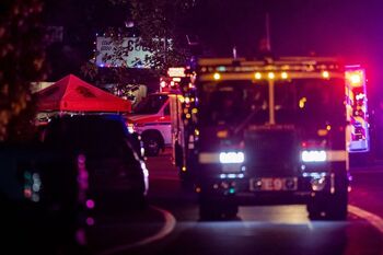 Cuatro muertos en un tiroteo en un bar de moteros californiano