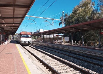 Dos menores se electrocutan con el cable de un tren en La Roda